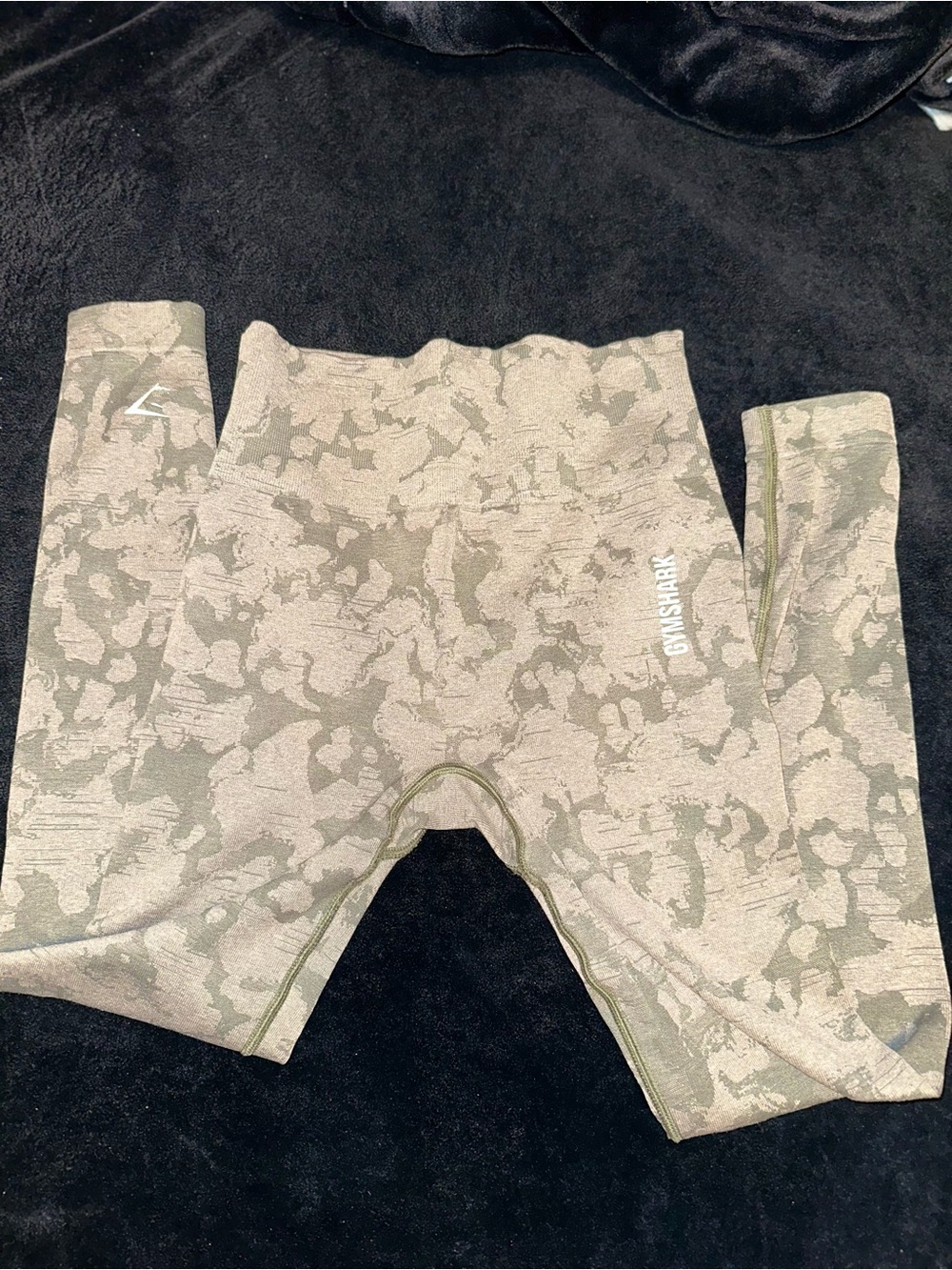 Gymshark Kids Olive Camo Seamless Leggings - Green Tones
